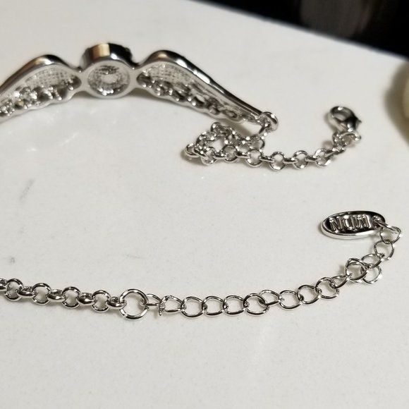 Angel Wings Design Bracelet Friendship Gift ideas Monday Noon New Old Stock - Picture 15 of 15